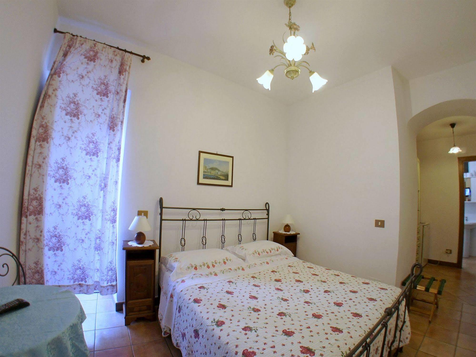 La Neffola Residence Sorrento Bagian luar foto